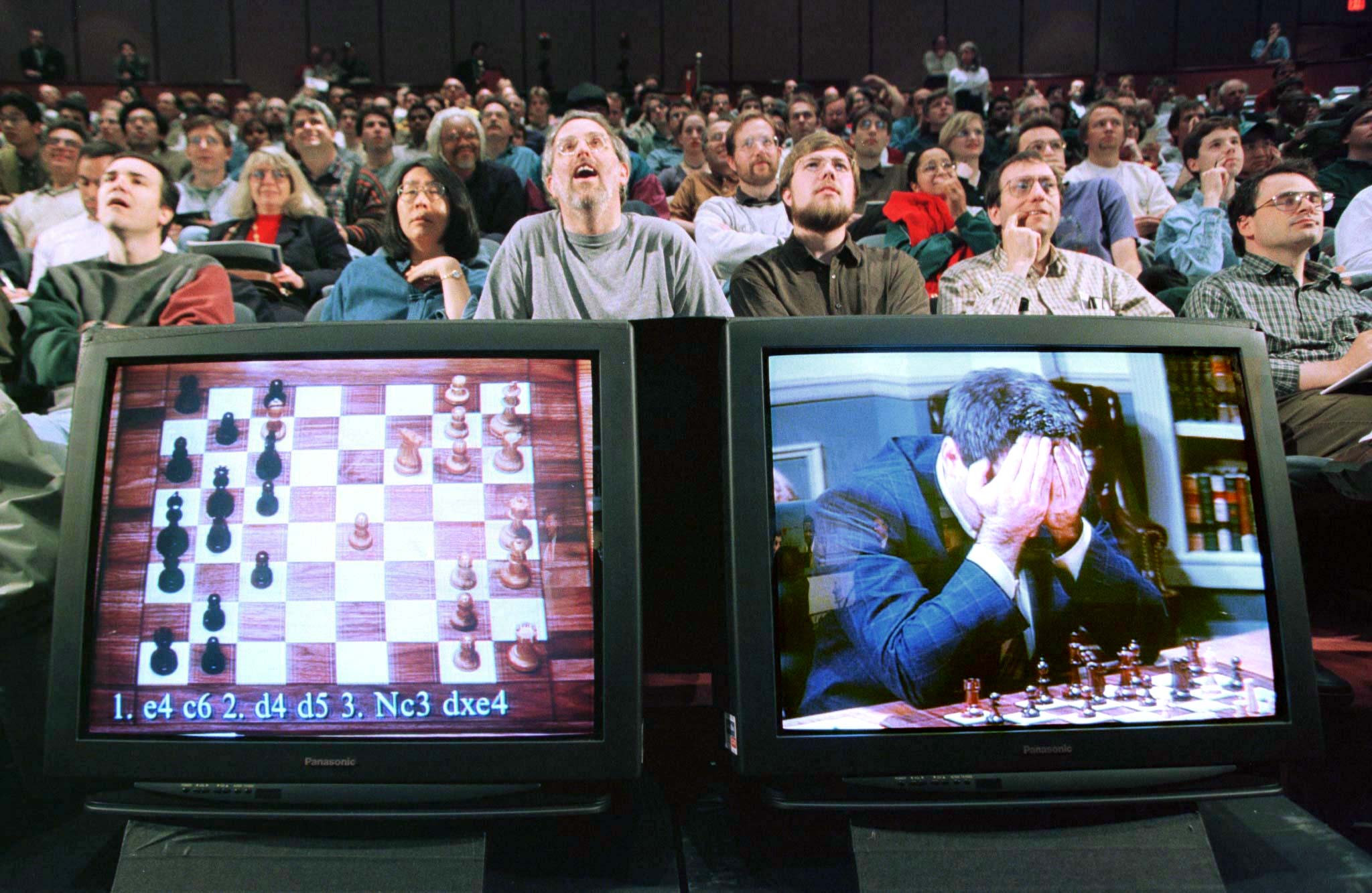 Desrotulando - Esta frase é do campeão mundial de xadrez Garry Kasparov,  que em 1997, sob os olhos atentos do mundo inteiro, foi derrotado pelo  supercomputador IBM Deep Blue. Este foi um