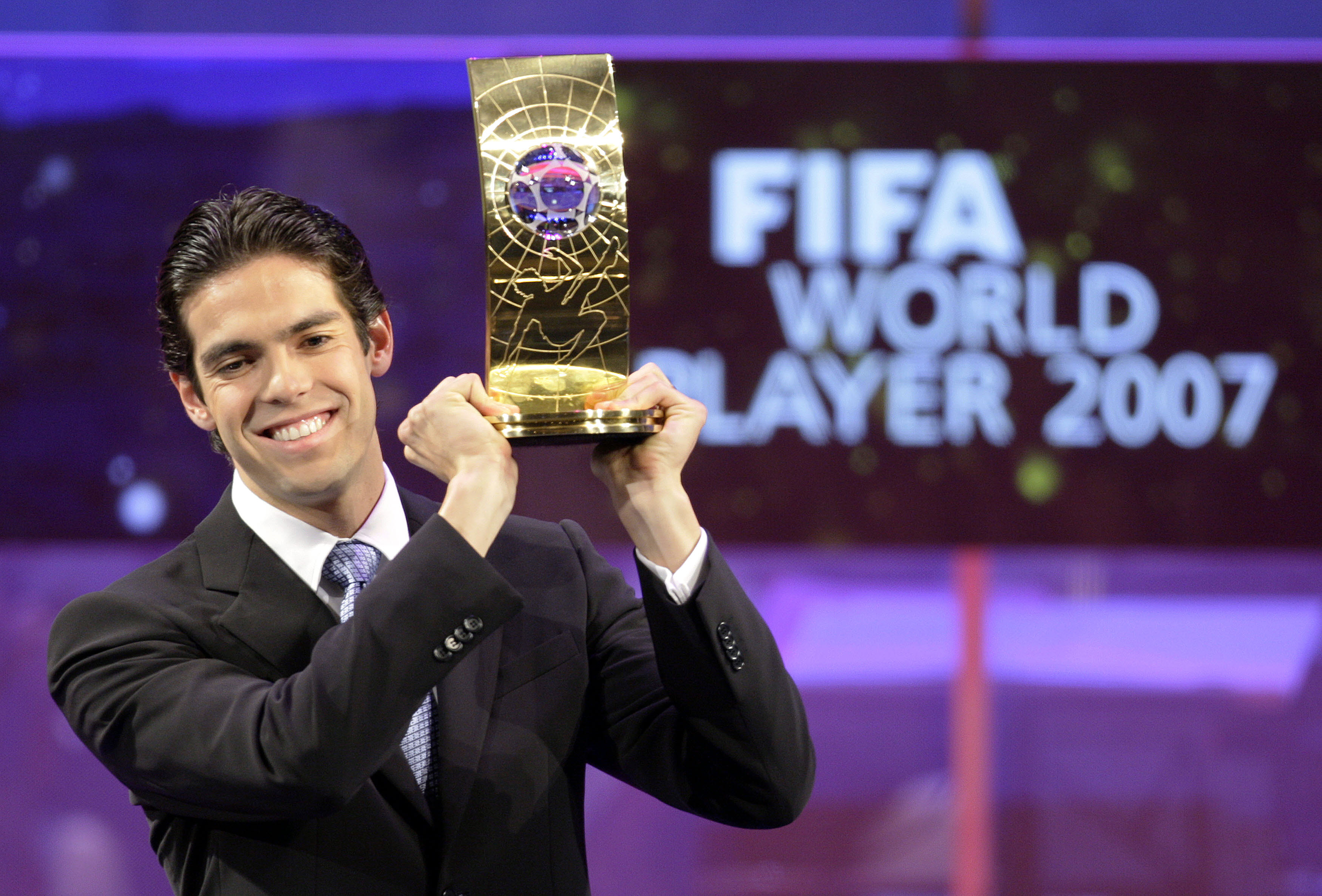 Kaká faz 40 anos: lembre nomes do Brasil vencedores do Melhor do Mundo da  Fifa – LANCE!